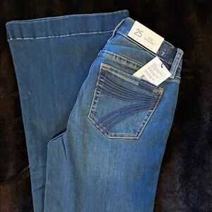 7 For All Mankind Dojo Flare Leg Trousers in Blue